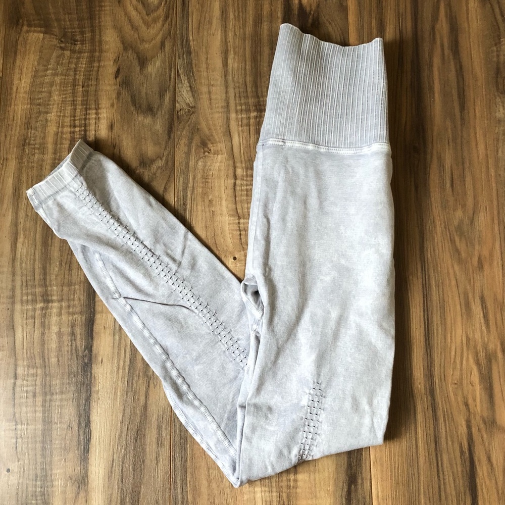 Free People High-Rise 7/8 Length Good Karma Leggings in Ice Grey XS/S NEW - Picture 2 of 6